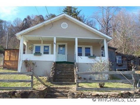 44 Poverty Branch Road Barnardsville NC 28709