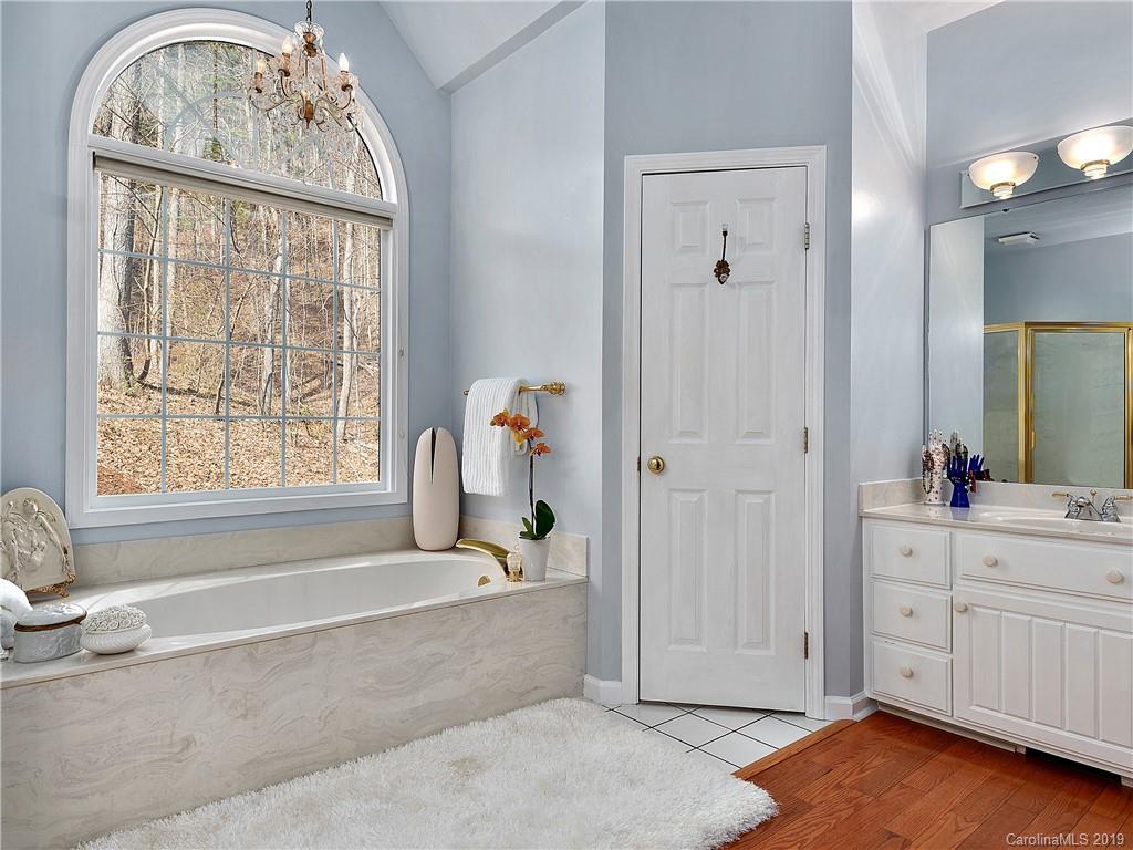 289 Independence Boulevard Asheville NC 28805