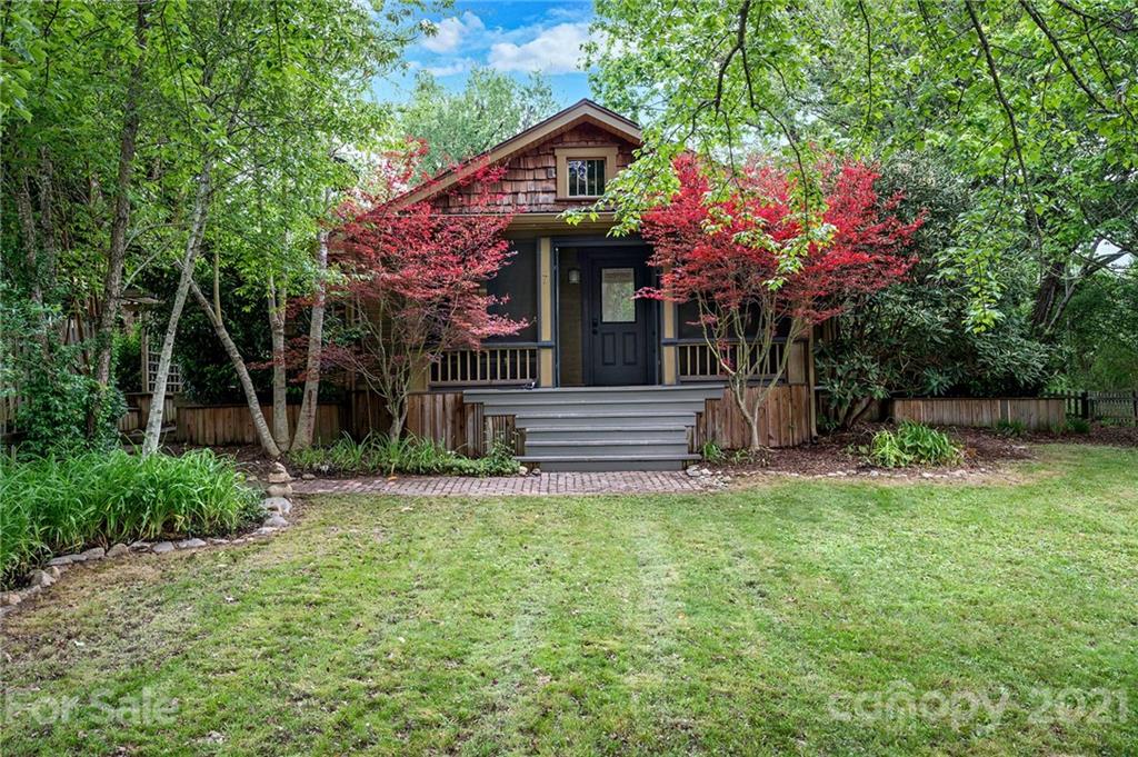 7 Oakland Street Weaverville NC 28787
