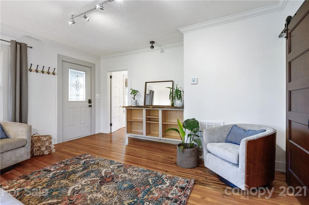 7 Oakland Street Weaverville NC 28787