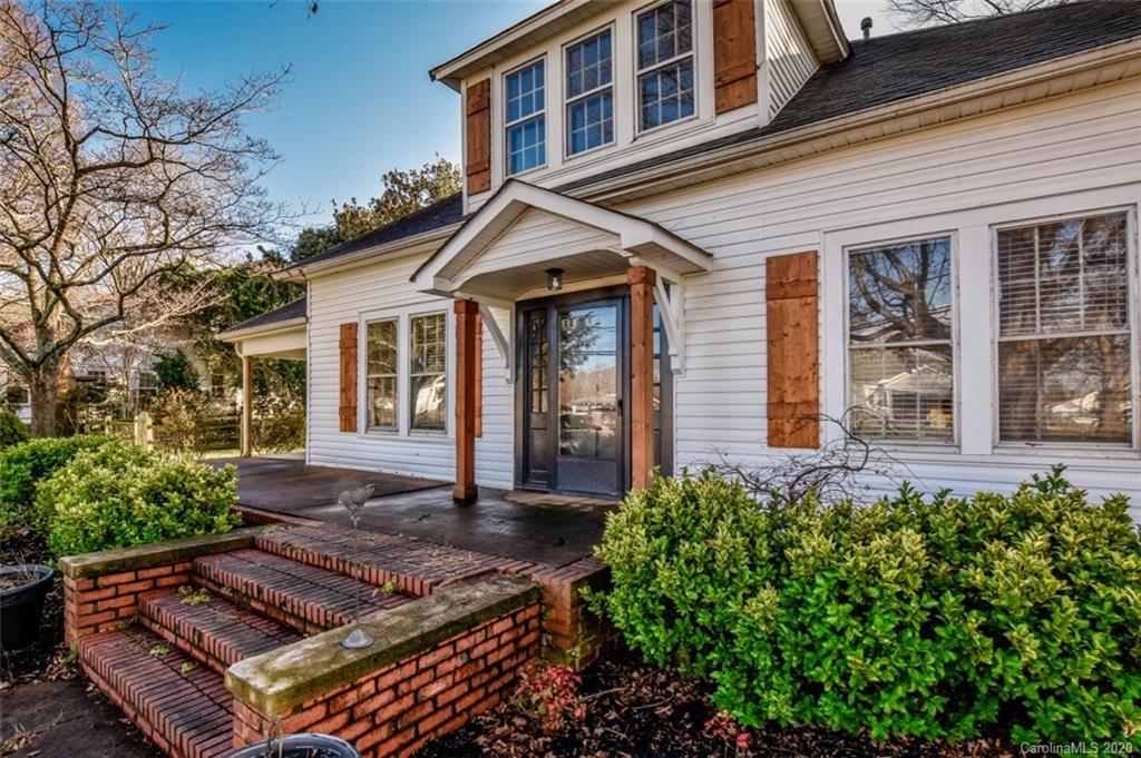 213 Maple Street Cleveland NC 27013