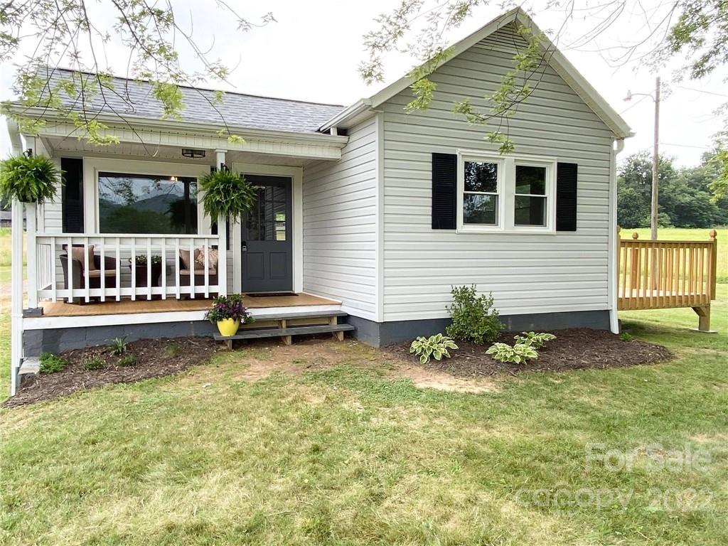 2723 Nc Highway 268 Lenoir NC 28645