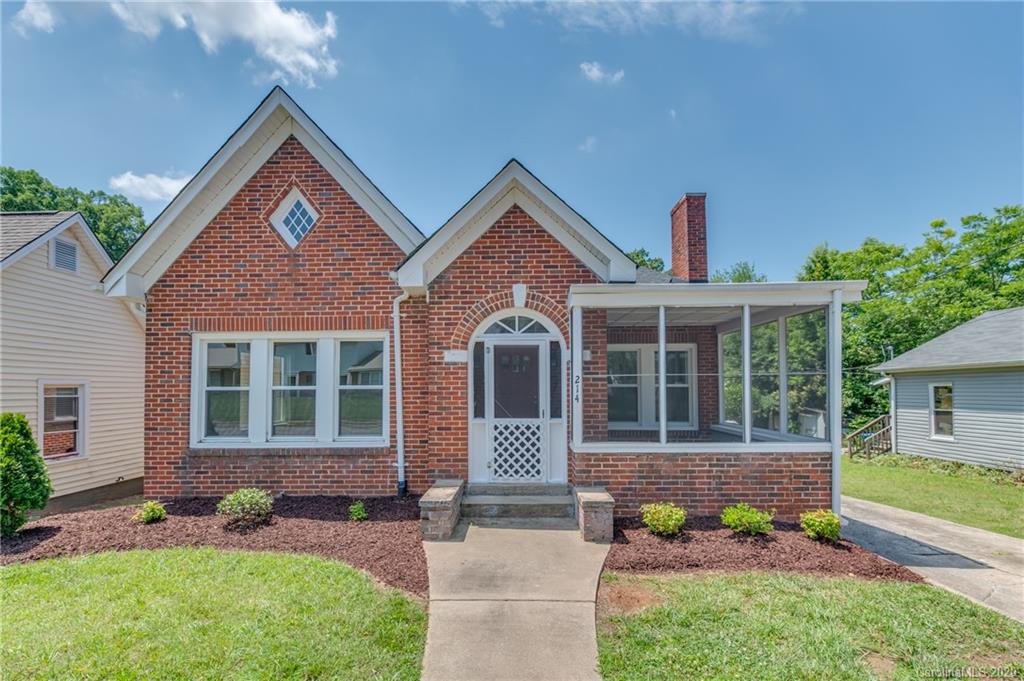 214 Arlington Street Forest City NC 28043