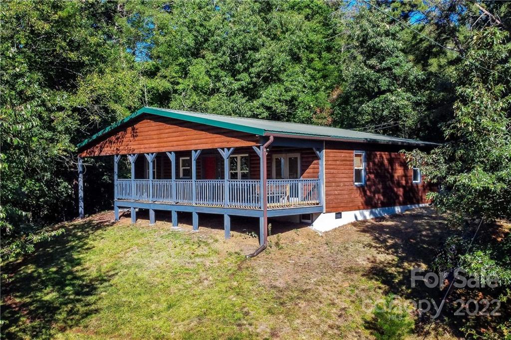 96 CHARIOT Drive Marion NC 28752
