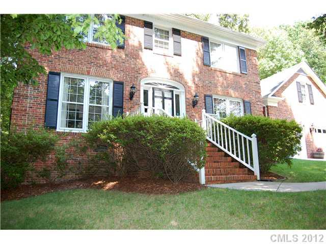 6932 Loretta Place Charlotte NC 28215