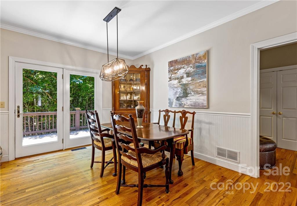 7 Ozark Spring Lane Asheville NC 28805