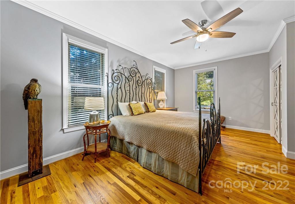 7 Ozark Spring Lane Asheville NC 28805