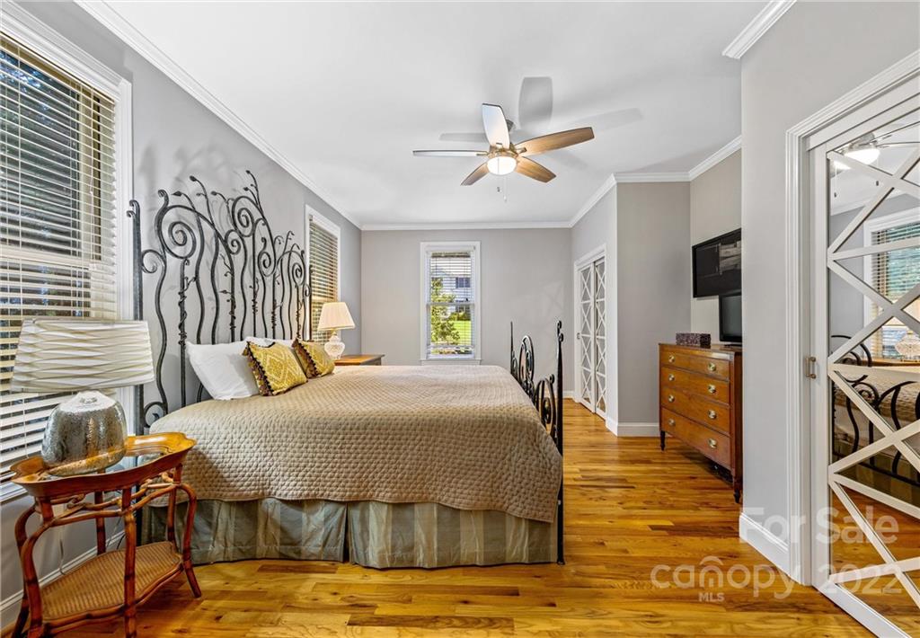 7 Ozark Spring Lane Asheville NC 28805