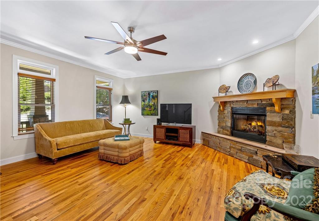7 Ozark Spring Lane Asheville NC 28805