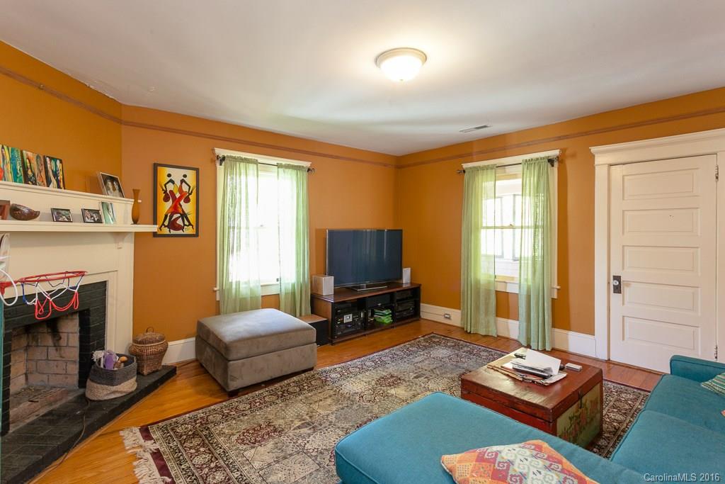 28 Blake Street Asheville NC 28801