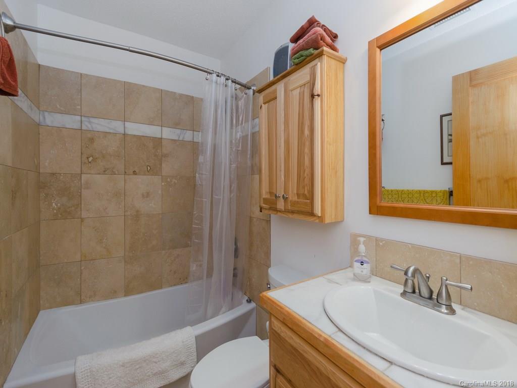 20 N Brittian Street Weaverville NC 28787