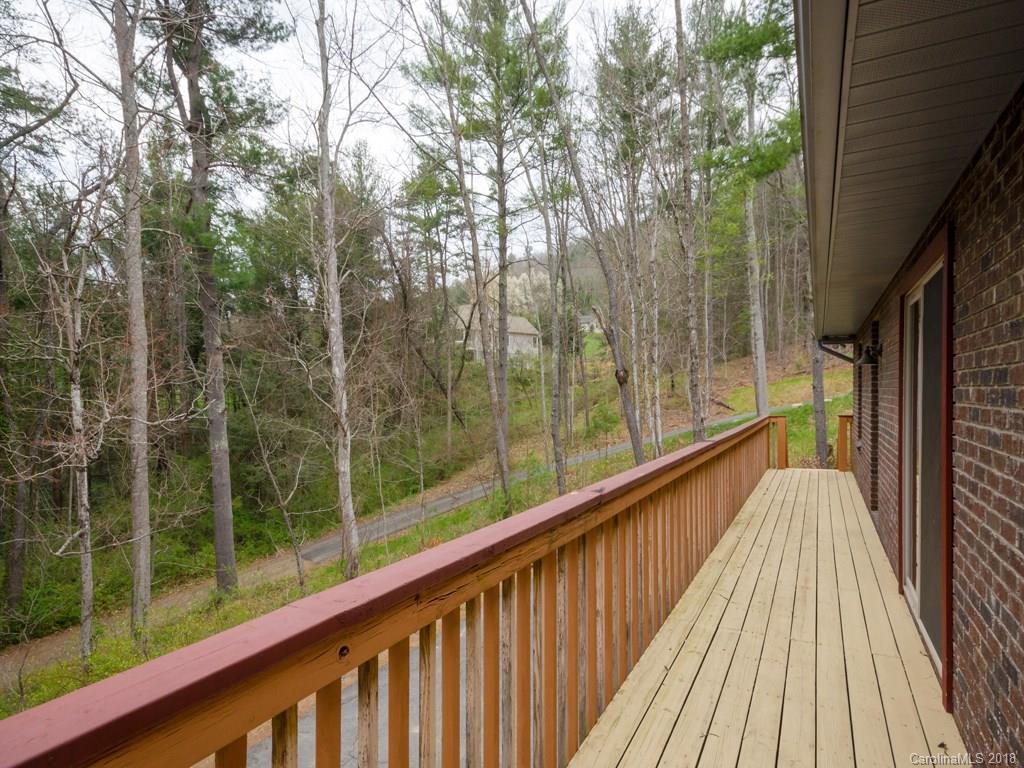 20 N Brittian Street Weaverville NC 28787