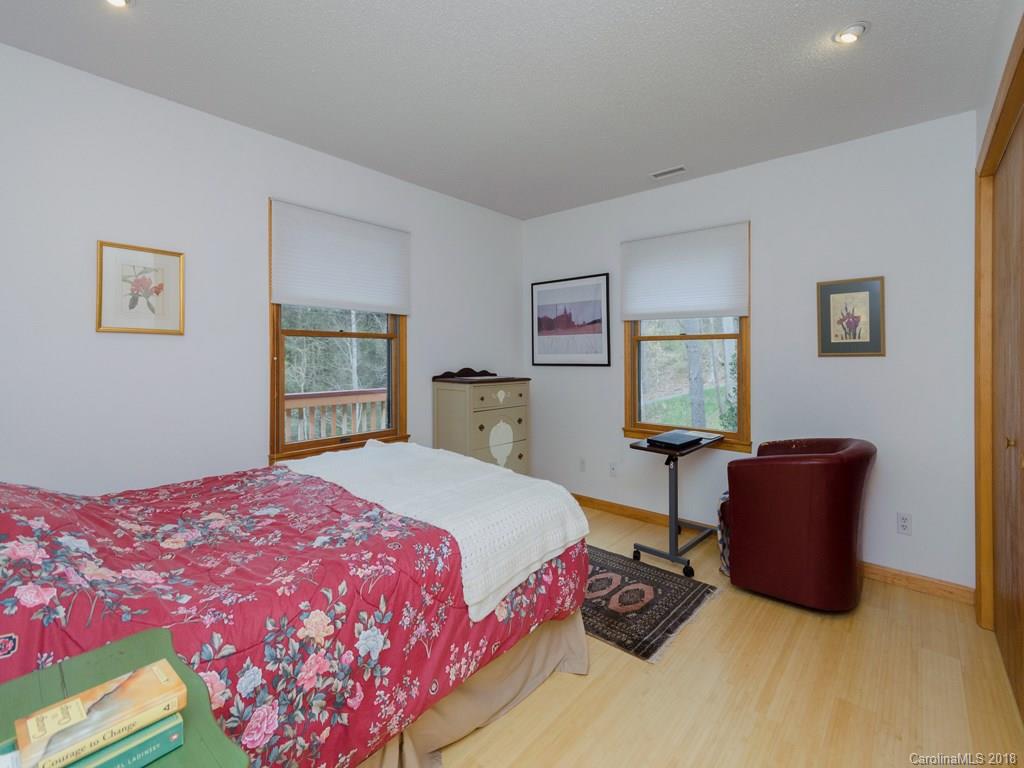 20 N Brittian Street Weaverville NC 28787