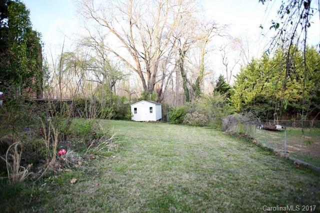 206 N Madison Street Marion NC 28752