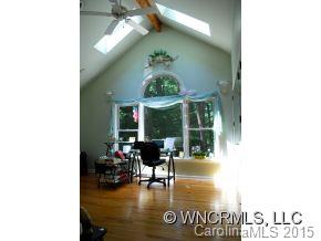 24 Valle Vista Drive Asheville NC 28804