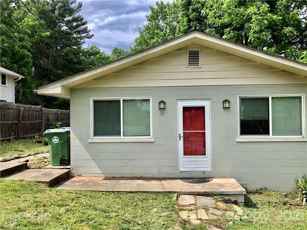 8 Hickory Terrace Asheville NC 28806