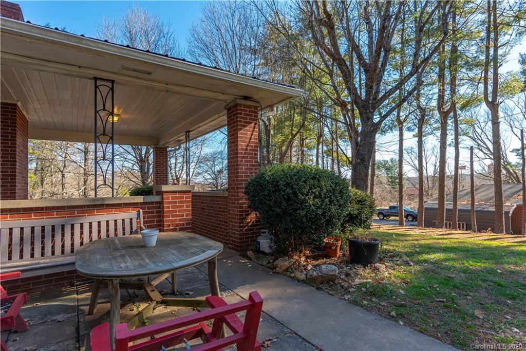 48 Crowell Road Asheville NC 28806