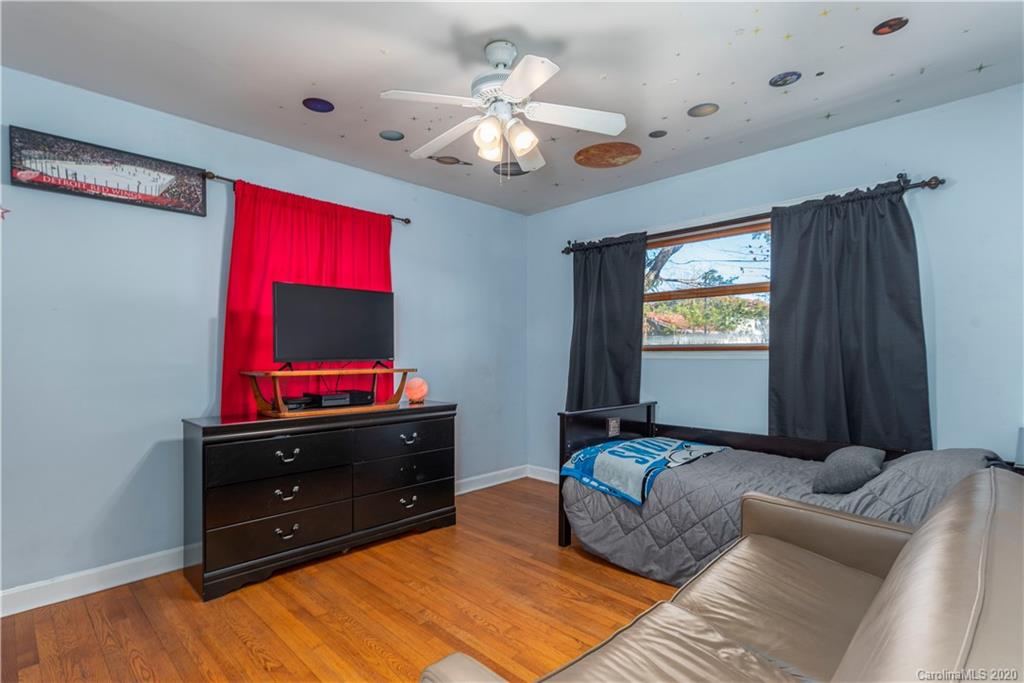 48 Crowell Road Asheville NC 28806