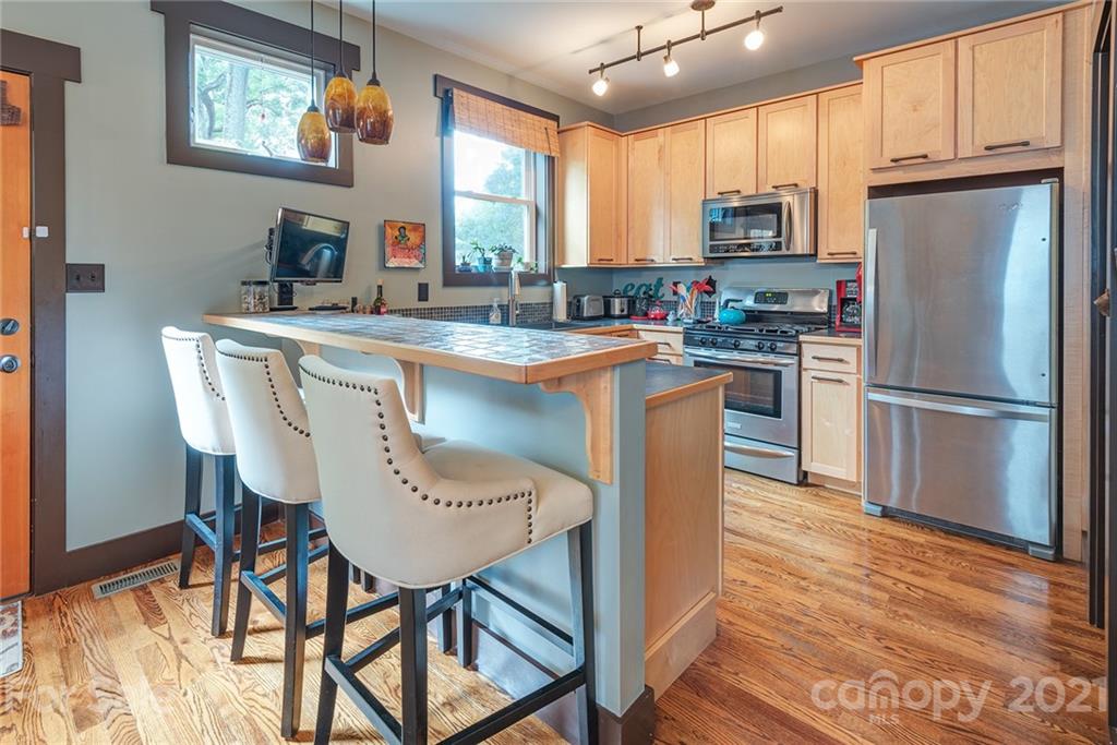 197 Tacoma Circle Asheville NC 28801