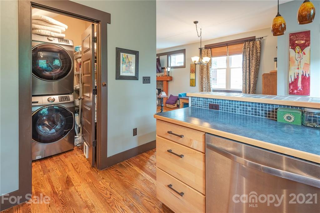 197 Tacoma Circle Asheville NC 28801