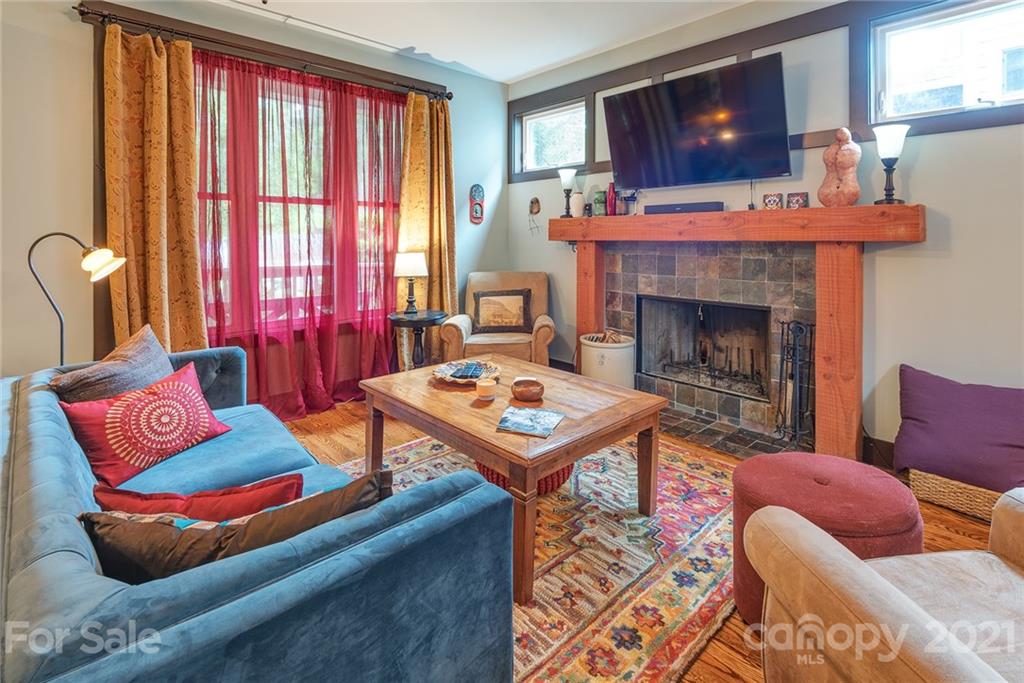 197 Tacoma Circle Asheville NC 28801