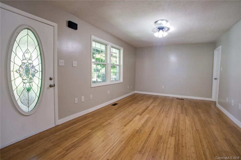 23 Grandview Circle Asheville NC 28806