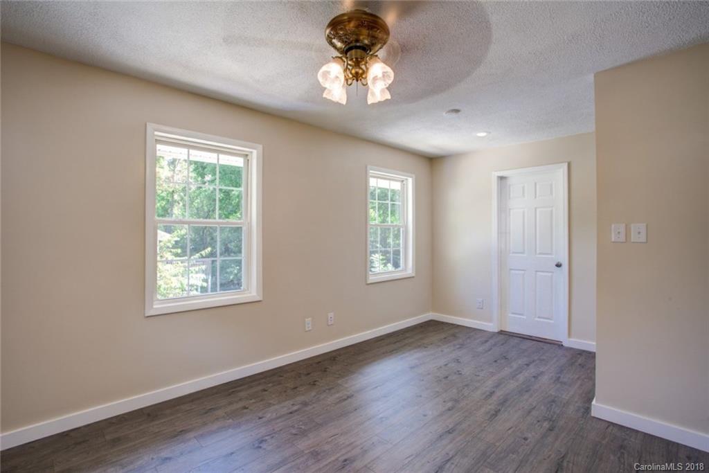23 Grandview Circle Asheville NC 28806