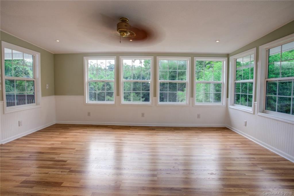 23 Grandview Circle Asheville NC 28806