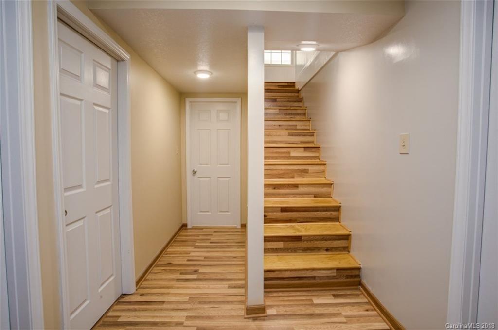 23 Grandview Circle Asheville NC 28806