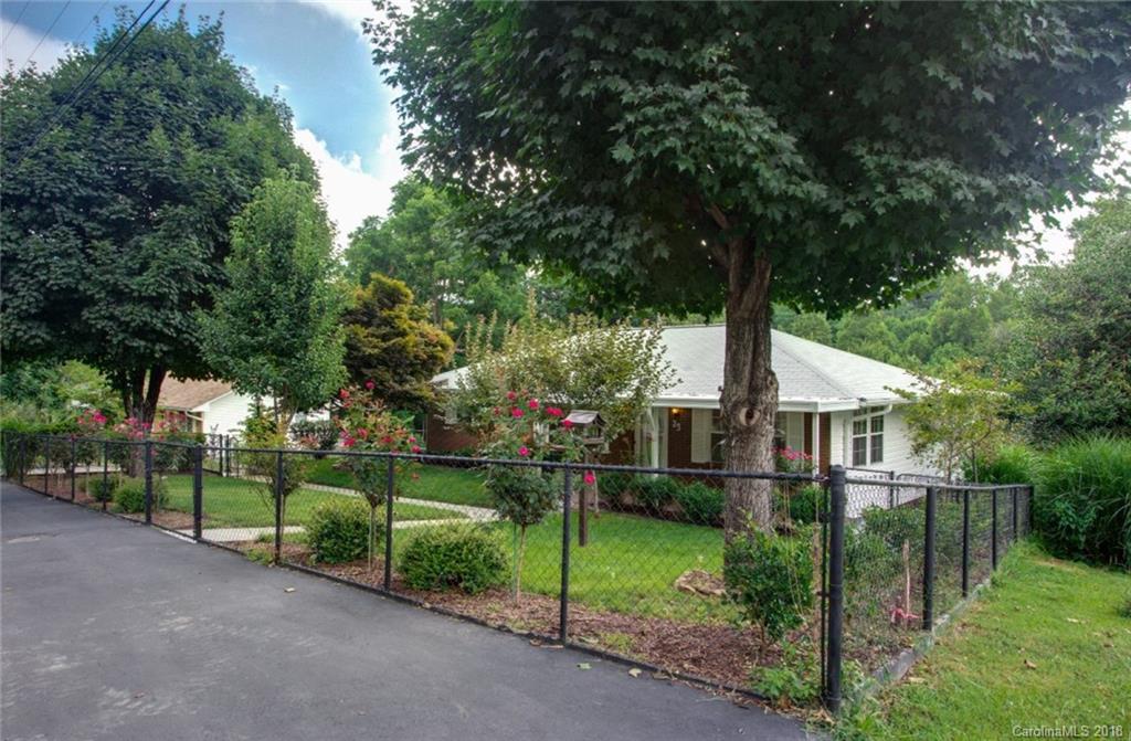 23 Grandview Circle Asheville NC 28806