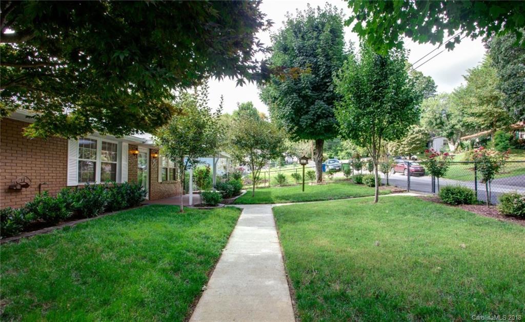 23 Grandview Circle Asheville NC 28806