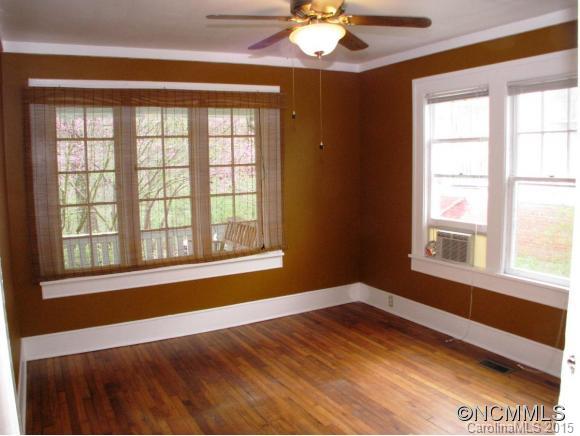 137 White Fawn Drive Asheville NC 28801