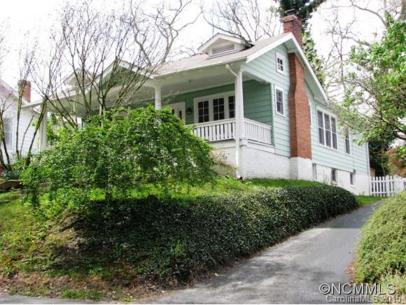 137 White Fawn Drive Asheville NC 28801