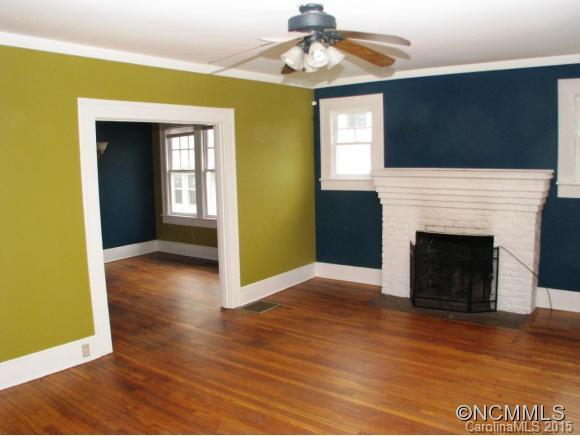 137 White Fawn Drive Asheville NC 28801