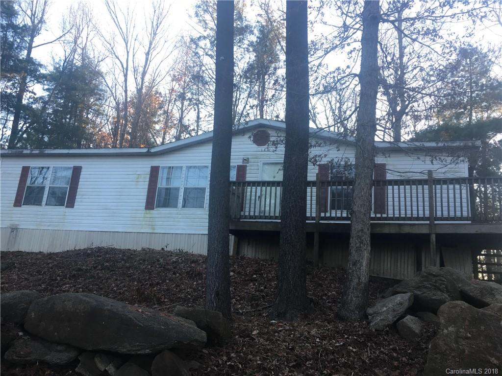 560 Daytona Lane Saluda NC 28773