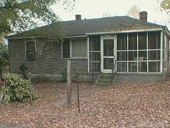 3927 Bearwood Avenue Charlotte NC 28205
