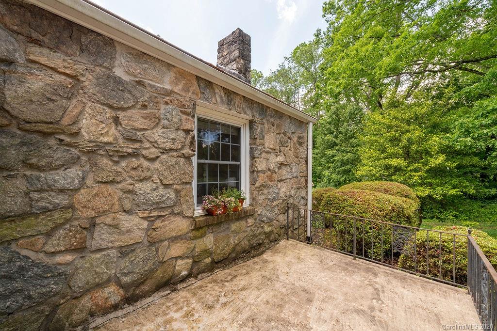 103 Raleigh Road Asheville NC 28803