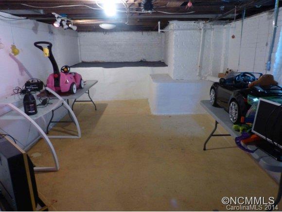 182 Westwood Place Asheville NC 28806
