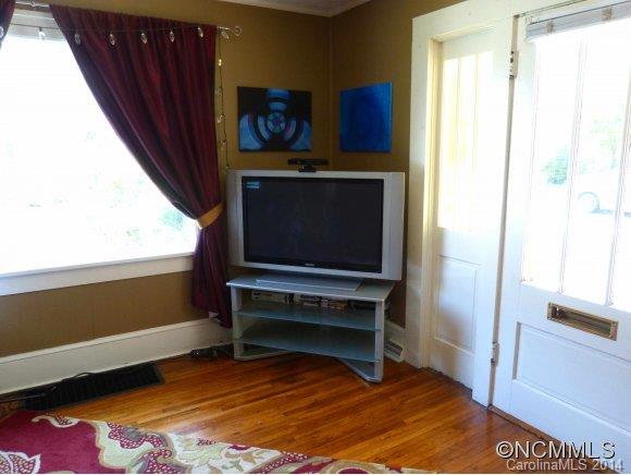 182 Westwood Place Asheville NC 28806