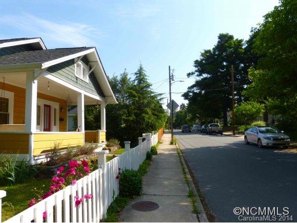 182 Westwood Place Asheville NC 28806