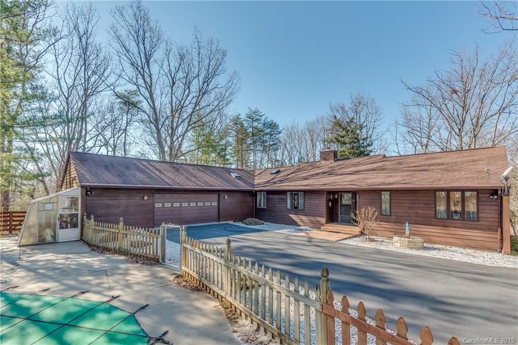 231 Mountain View Drive Columbus NC 28722
