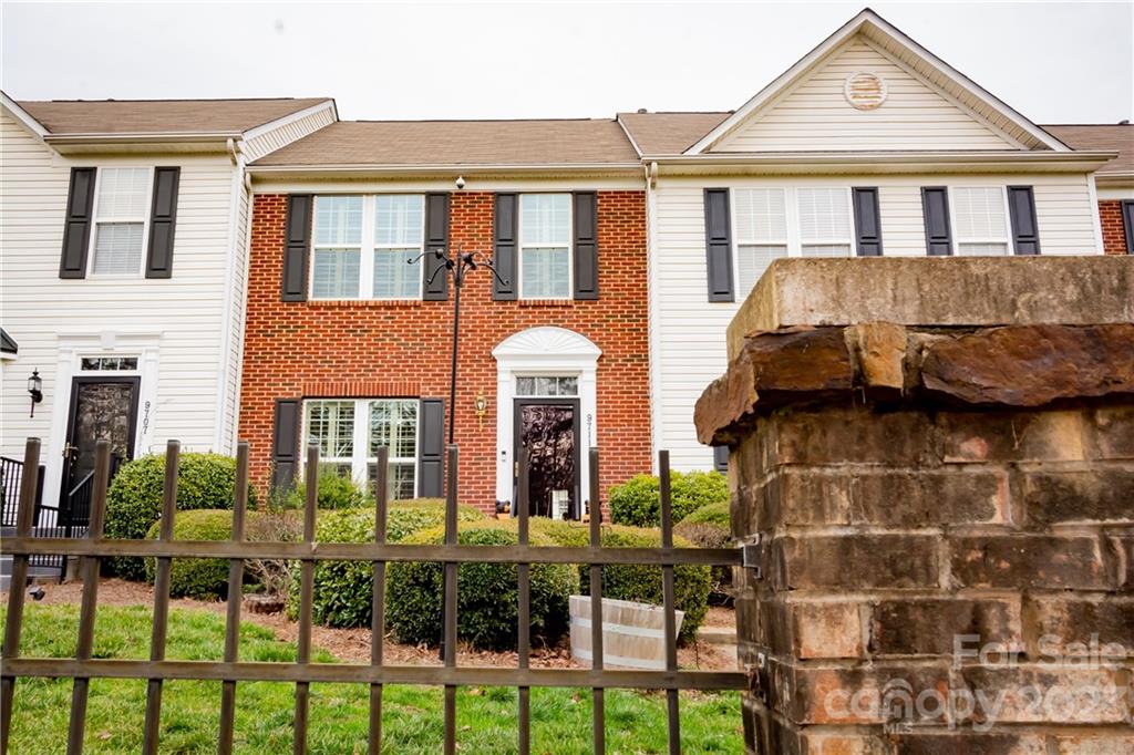 9711 Mallard Glen Drive Charlotte NC 28262