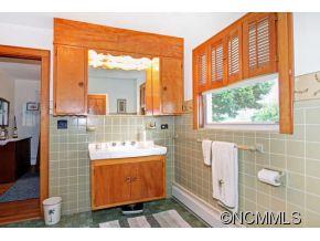 1745 Dutch Cove Road Canton NC 28716