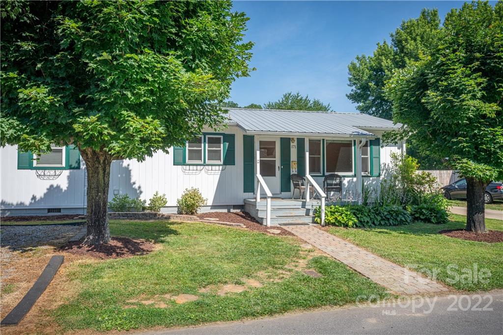 171 Harris Street Waynesville NC 28786