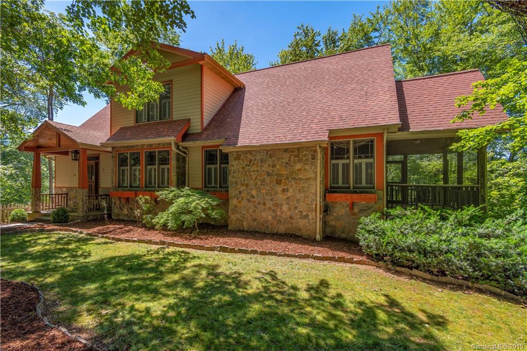 19 Aldersgate Road Waynesville NC 28786
