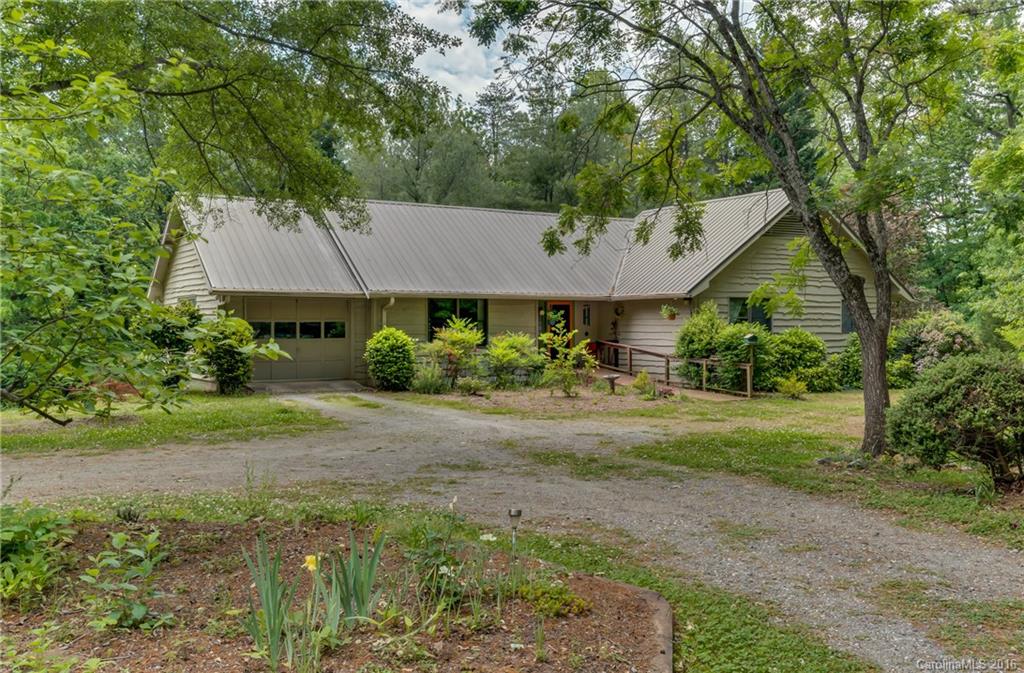 1065 Howard Gap Road, Tryon NC Real Estate Listing MLS Car3176054