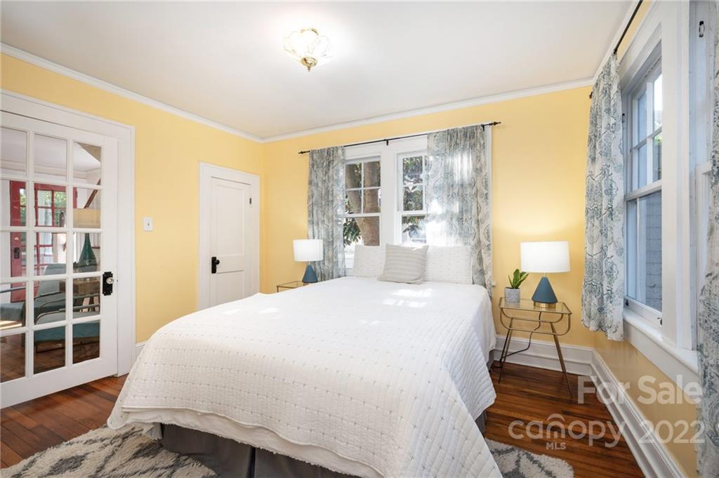 238 Forest Hill Drive Asheville NC 28803