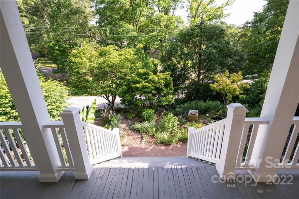 238 Forest Hill Drive Asheville NC 28803