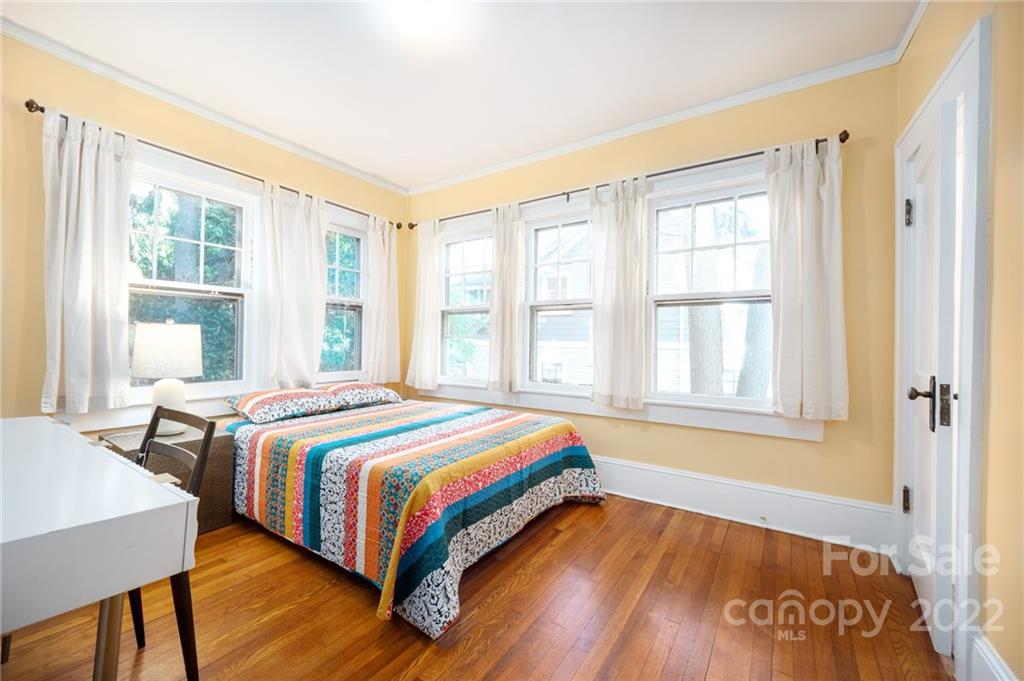 238 Forest Hill Drive Asheville NC 28803