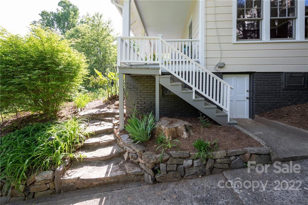238 Forest Hill Drive Asheville NC 28803